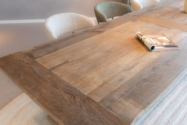 robuuste eettafel oud eiken