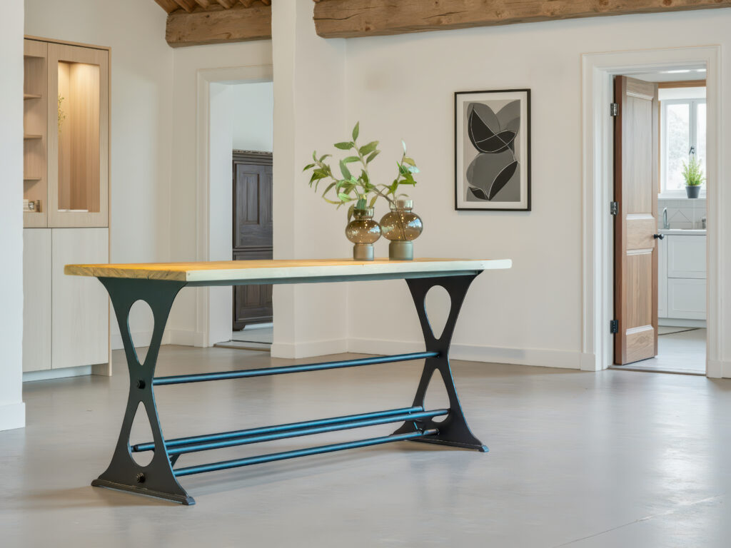 bartafel met een ambachtelijke uitstraling door het natuurlijke eikenhout