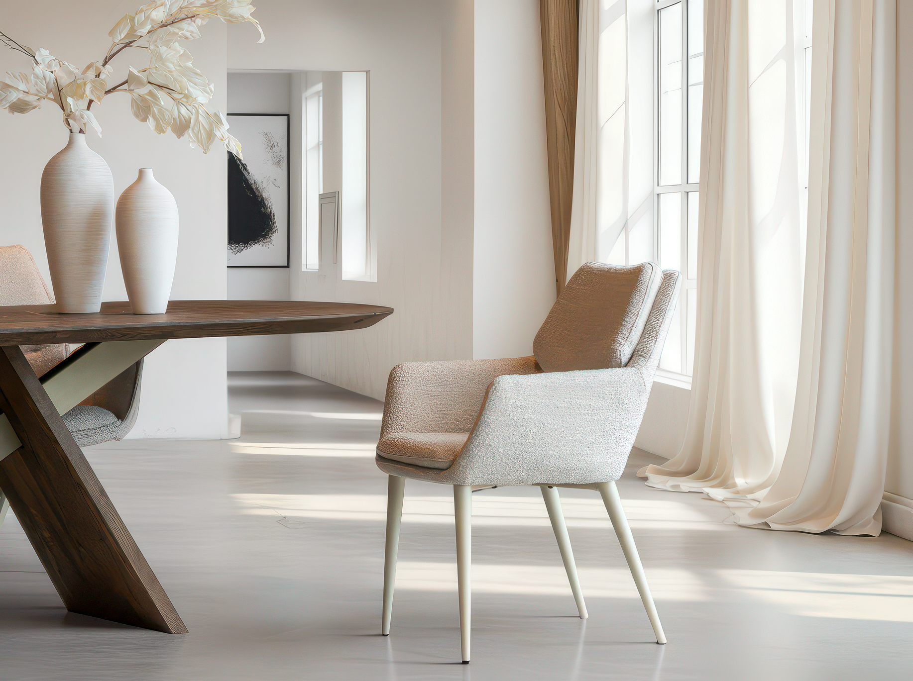 Designstoel in zachte tint met rechte, slanke poten in licht metaal