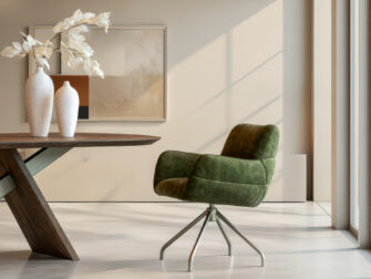 Eetkamerstoel Naxos - Eppic select country moss - onderstel a - metaalkleur champagne Stoel met uitnodigende uitstraling en moderne pootconstructie