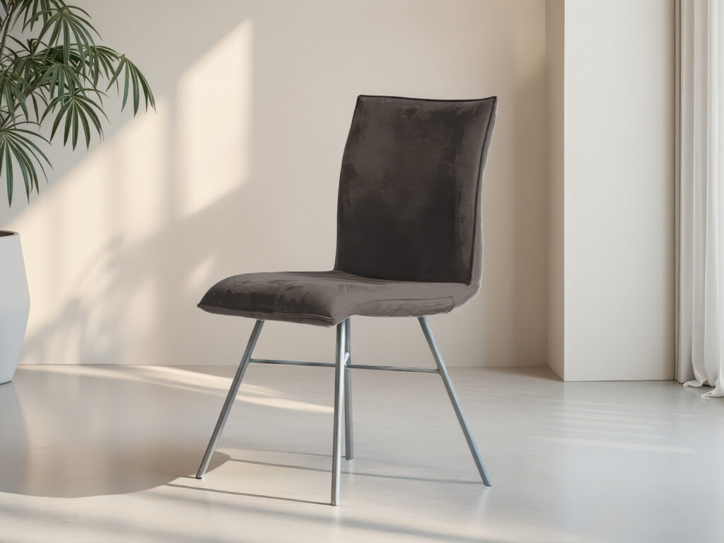 Eetkamerstoel zonder armleuningen met zachte stof en stabiel frame