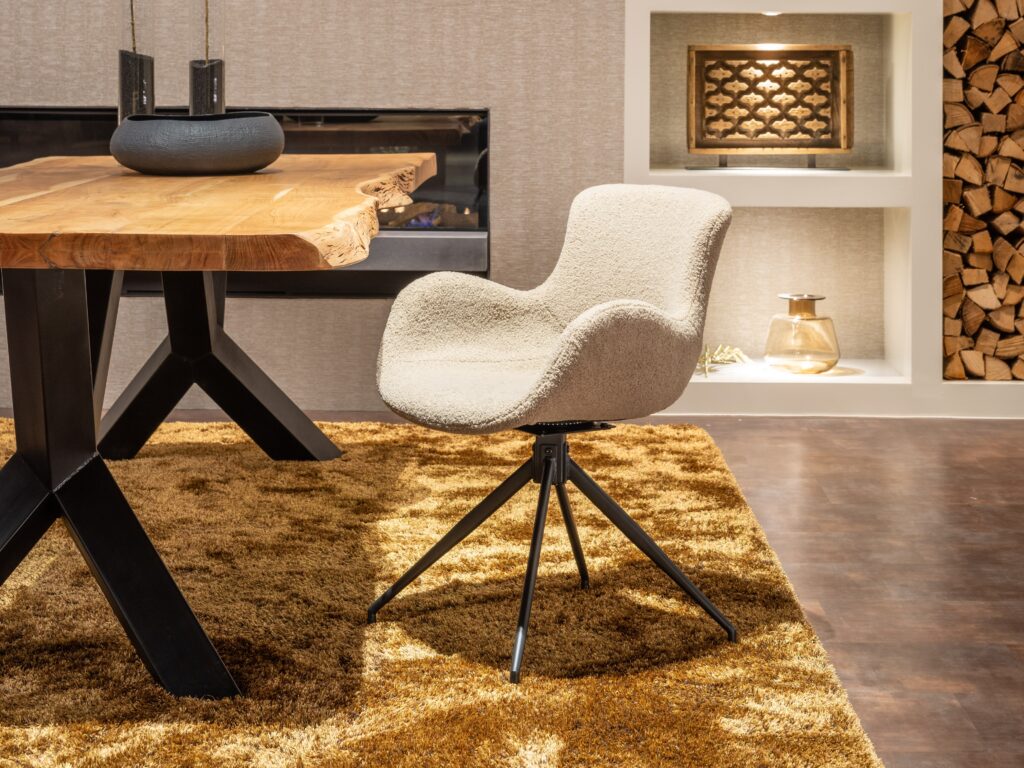 zachte stoffen eetkamerstoelen