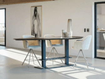 Bartafel Nyons - 260x130cm - kiezel a - night glow - verjongd - met onze barkrukken Alcon