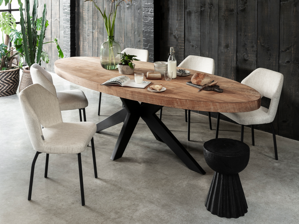 zwarte bijzet krukje