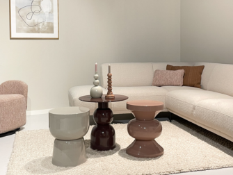 Moderne kleine bijzettafel met rond blad