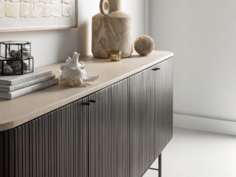 Dressoir Maroon - 180x45x85cm - 4 deurs Dressoir Maroon - 180x45x85cm - 4 deurs