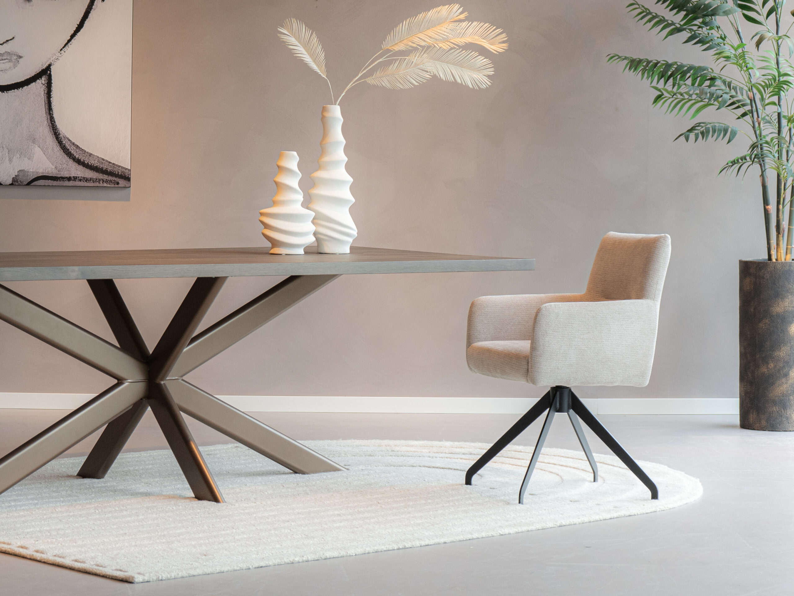 beige eetkamer stoel draai poot auto return