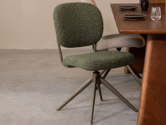 Eetkamerstoel Axton - forest - zonder arm - metaalkleur dark green Slanke draaistoel met groene Boucle zitting en bijpassende groene poten