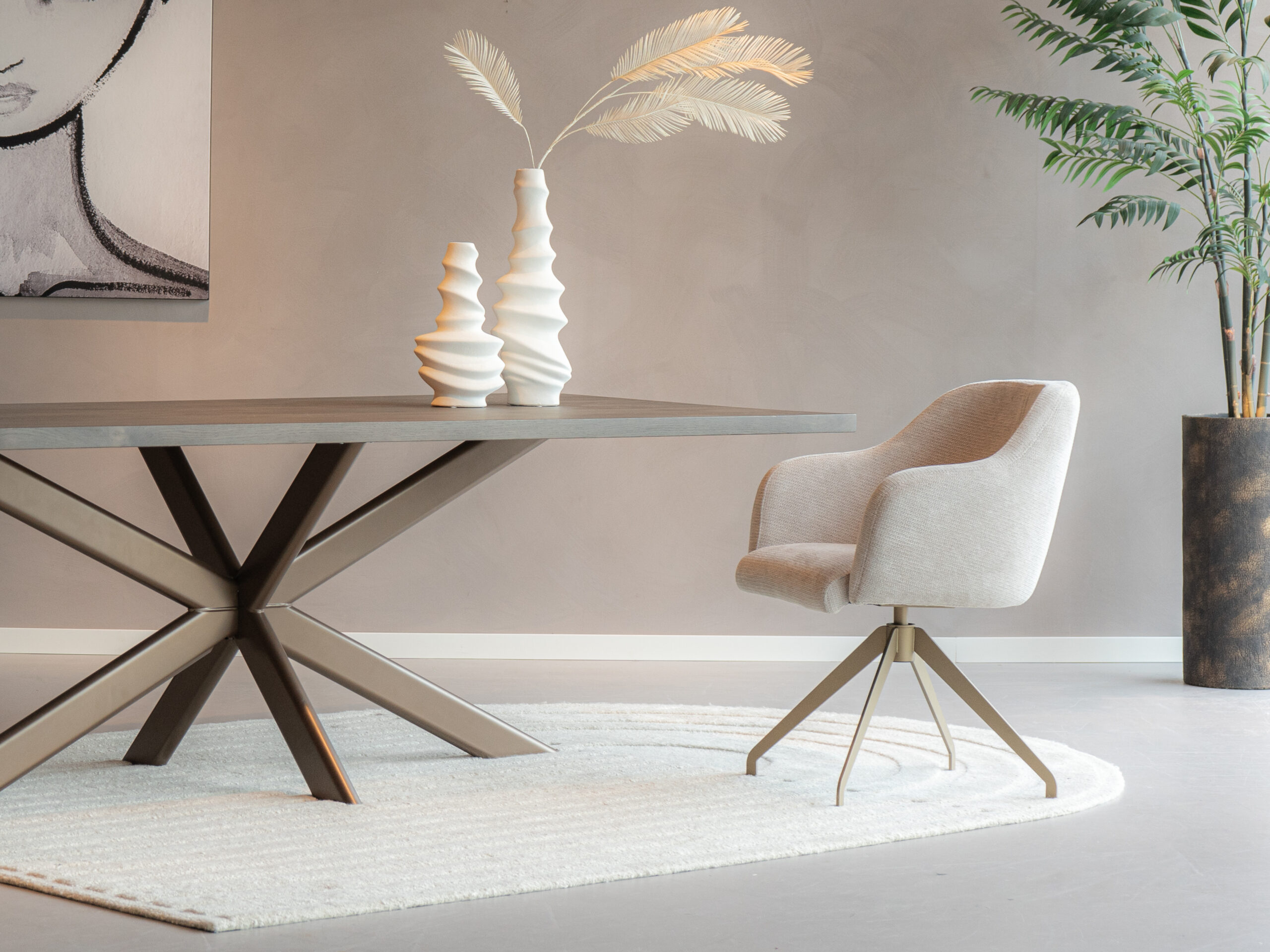 eetkamer stoel taupe gekleurde poot