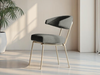 eetkamerstoel met minimalistische vorm en metalen poten