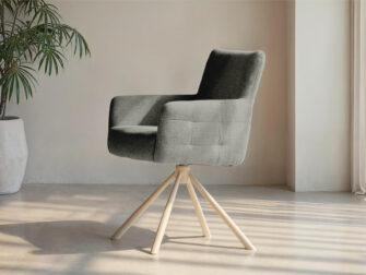 Eetkamerstoel Lamezi - mito ash grey - onderstel c - metaalkleur magnum Tijdloze eetkamerstoel met stoffen bekleding