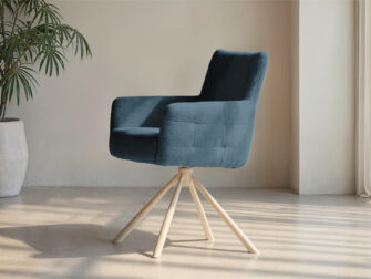 Eetkamerstoel Lamezi - mito blue - onderstel c - metaalkleur magnum Zachte eetkamerstoel in warme blauwe tint