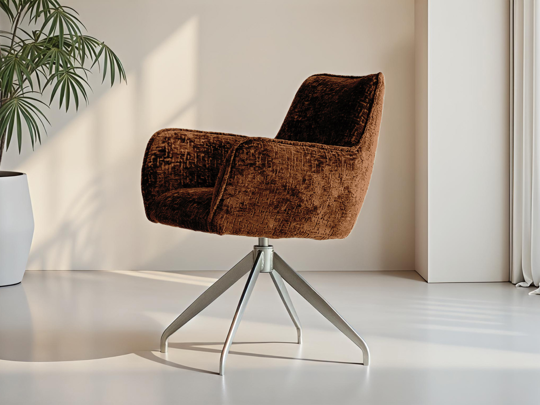 Stijlvolle eetkamerstoel met chocoladebruine teddy bekleding en zilverkleurig onderstel