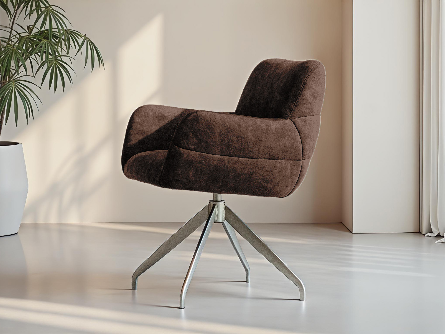 Warme kastanjebruine eetkamerstoel met modern draaibaar onderstel