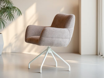 Draaibare eettafelstoel met verfijnde details