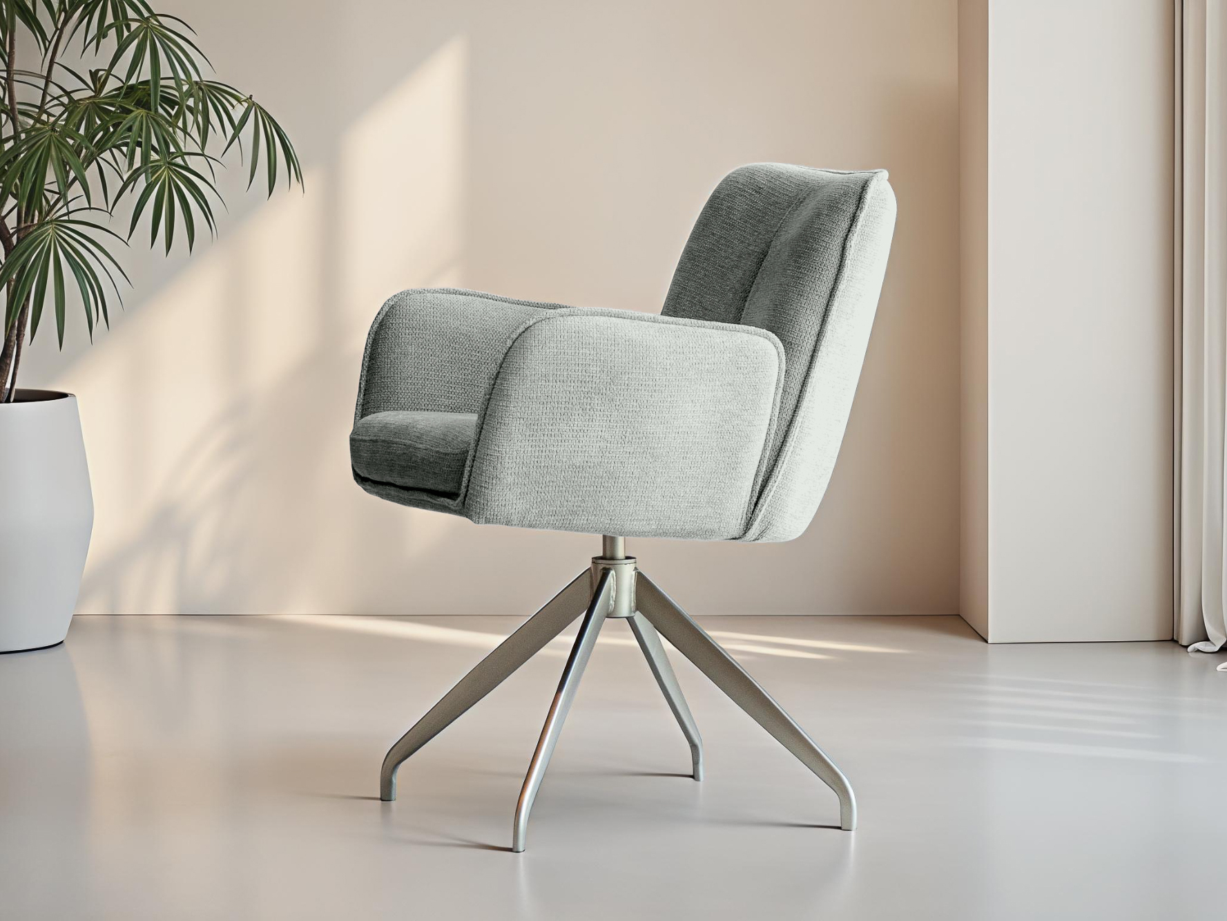 Zachtgrijze eetkamerstoel met gebogen rug en stijlvolle poten