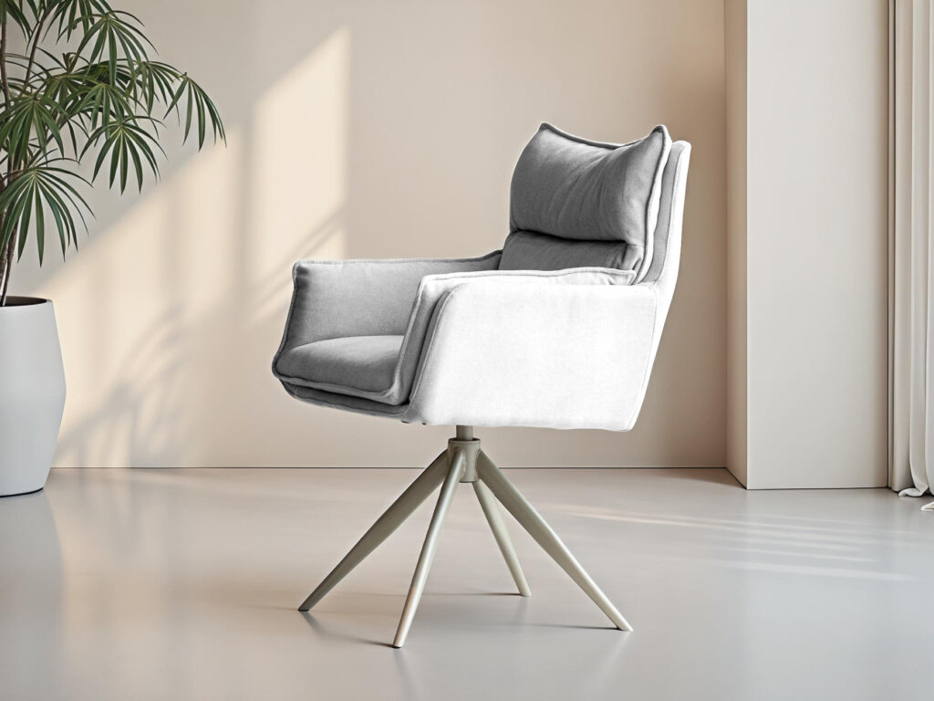 Witte eetkamerstoel met comfortabele zitkuip hoge rugleuning en armleuningen