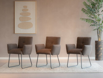 teddy eetkamerstoelen in bruine kleur