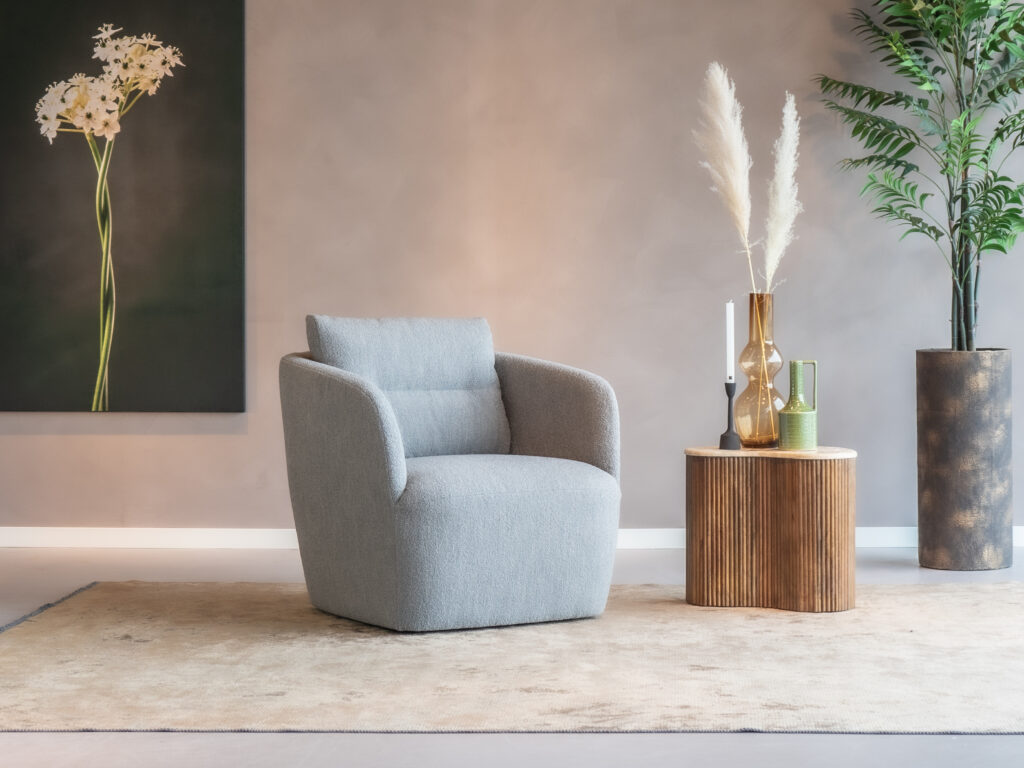 Fauteuil Ardea in alpine steel voor een industrieel en modern interieur