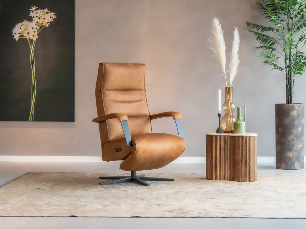 elektrische fauteuil in bull cognac