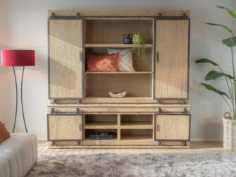 woonkamer kast met deuren