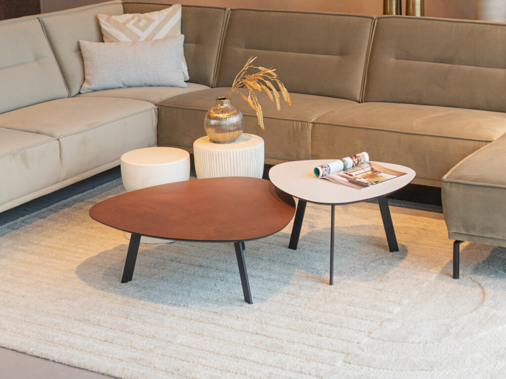 salontafels gemaakt van HPL