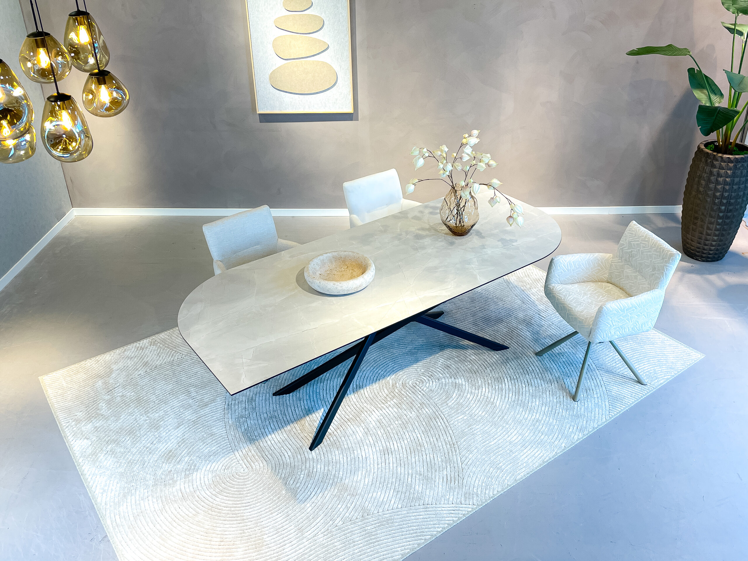 crackled marble eettafel look