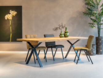Tafelblad Larino 225x100cm - onderstel Arezzo met onze eetkamerstoelen Vertou