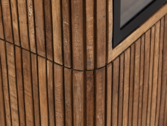 Vitrinekast Lagoon - 130x40x210cm - 6 deurs Vitrinekast Lagoon - 130x40x210cm - 6 deurs