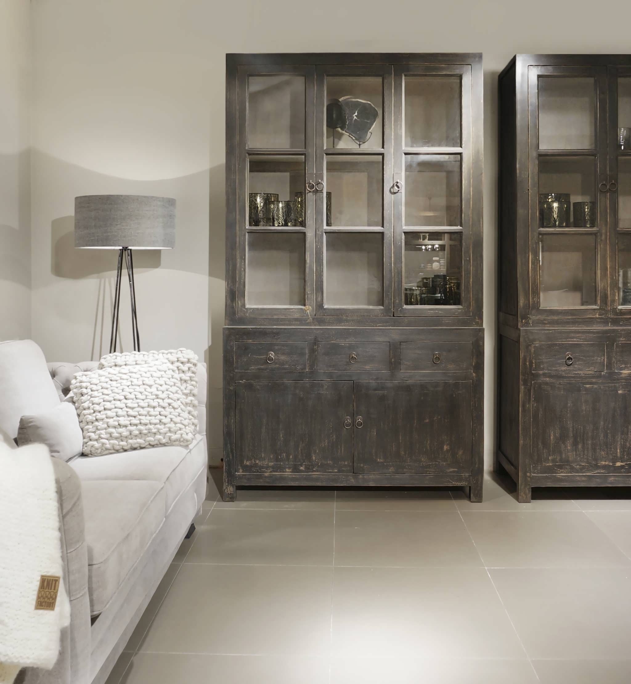 Vitrinekast Perpignan - 130x50x225cm