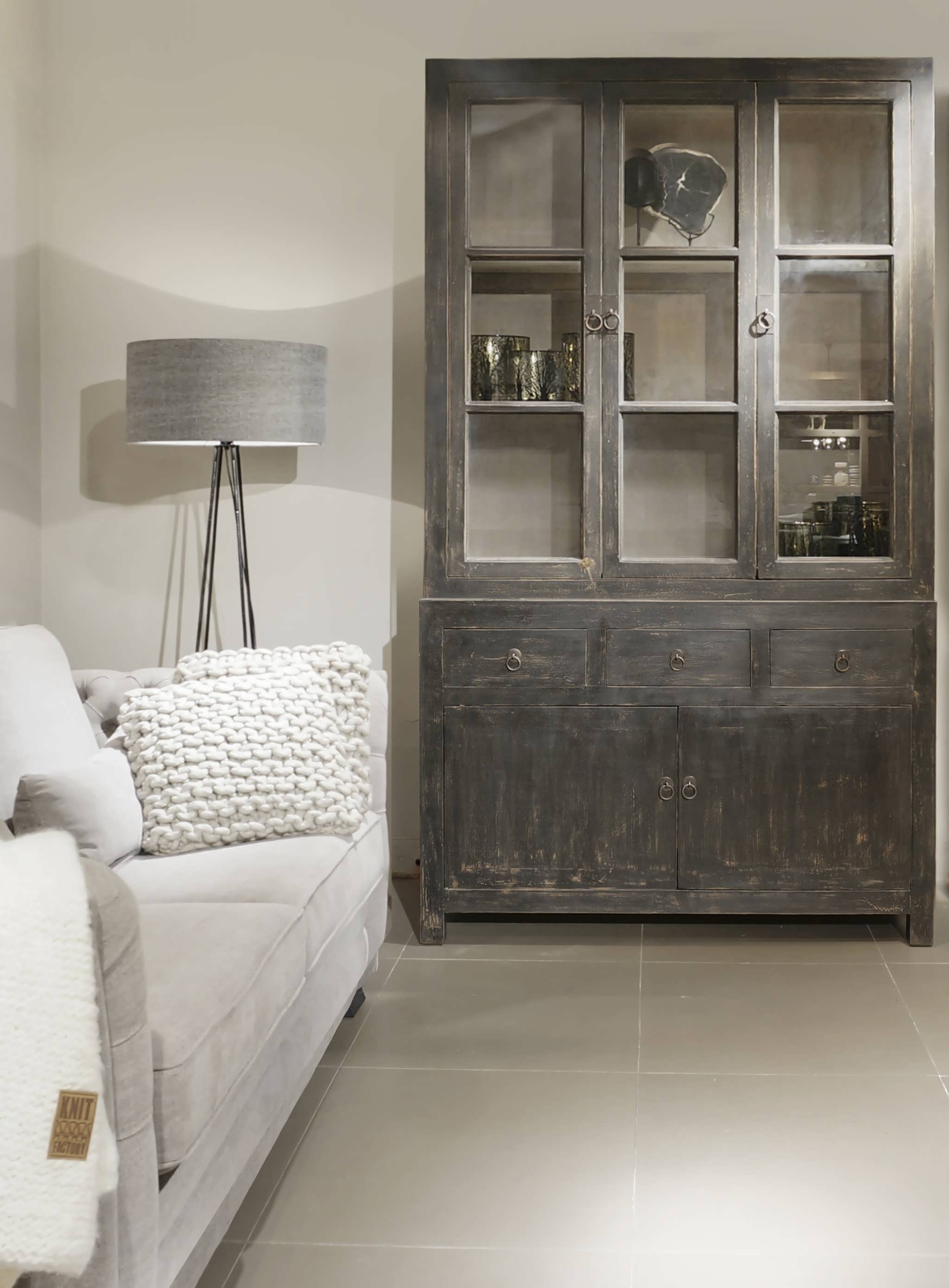 Vitrinekast Perpignan - 130x50x225cm